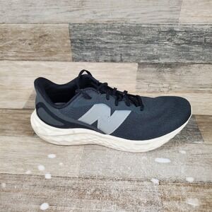 New Balance Fresh Foam Arishi V4 Mens Shoes Sz 10.5 D Running Black Sneakers